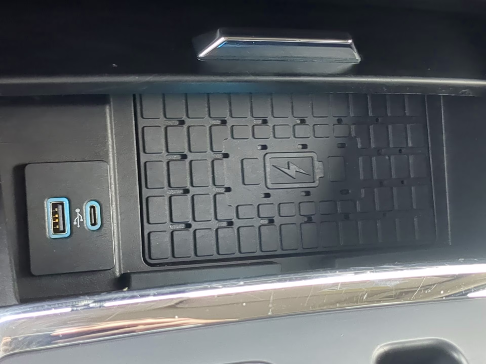 2024 Agate Black Metallic Ford Expedition XLT RWD SUV