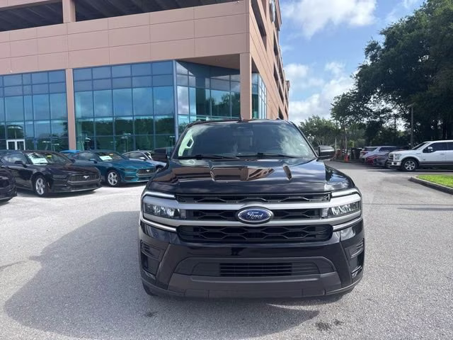 2024 Agate Black Metallic Ford Expedition XLT RWD SUV