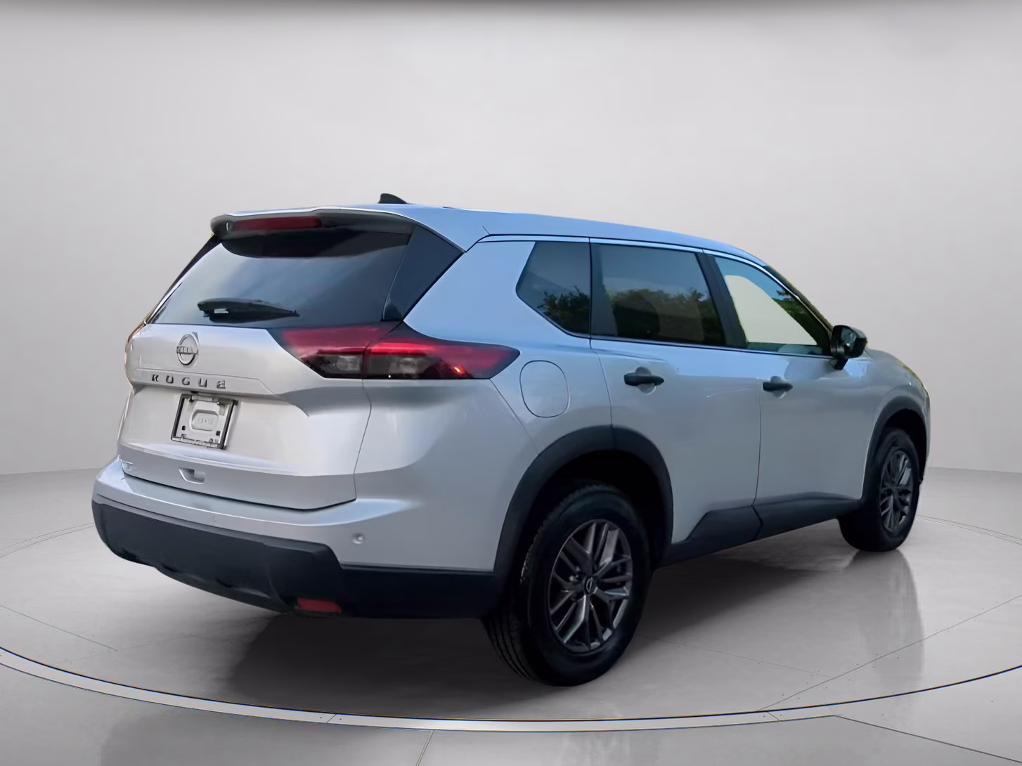 2024 Brilliant Silver Metallic Nissan Rogue S FWD SUV