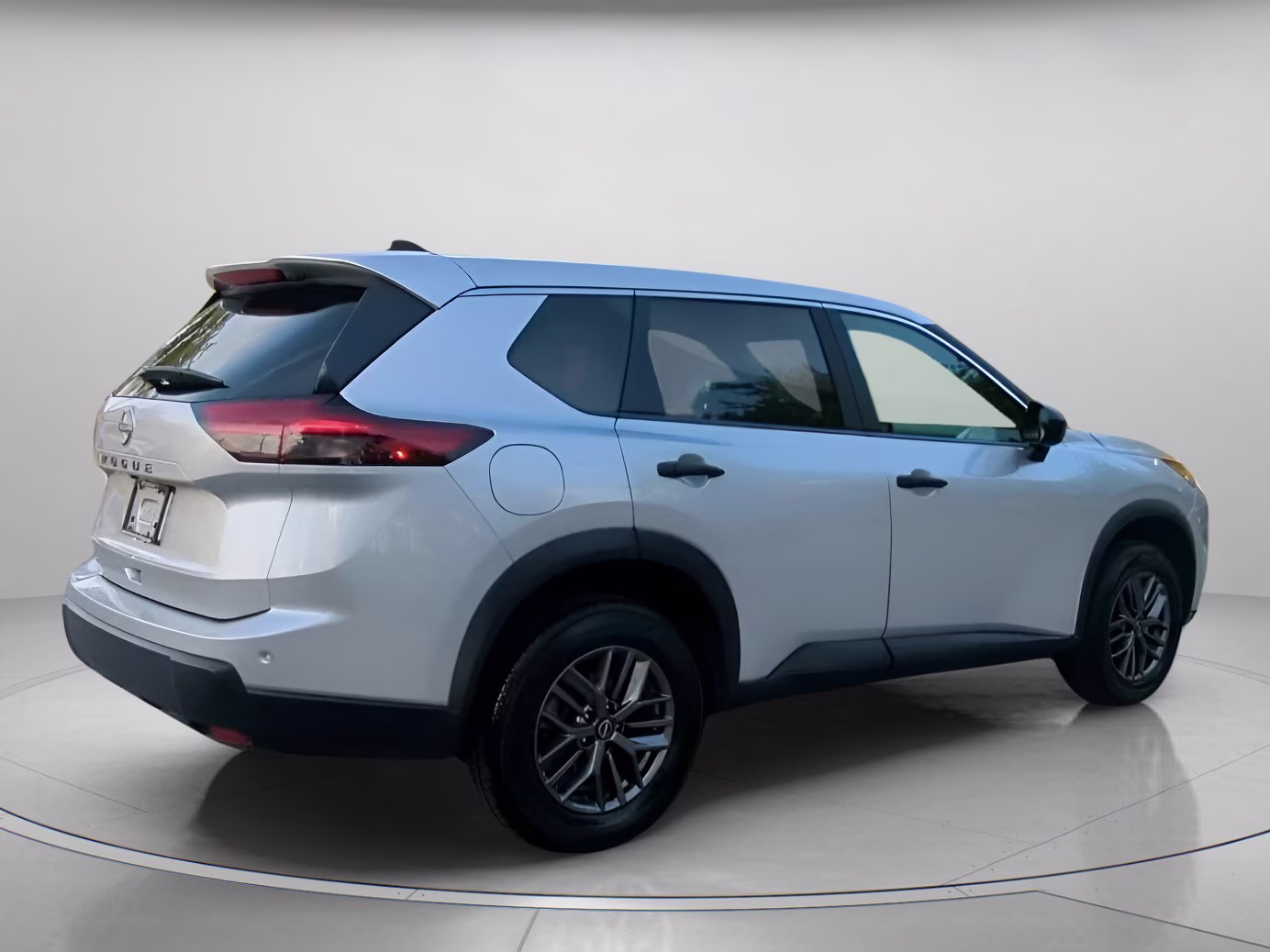 2024 Brilliant Silver Metallic Nissan Rogue S FWD SUV
