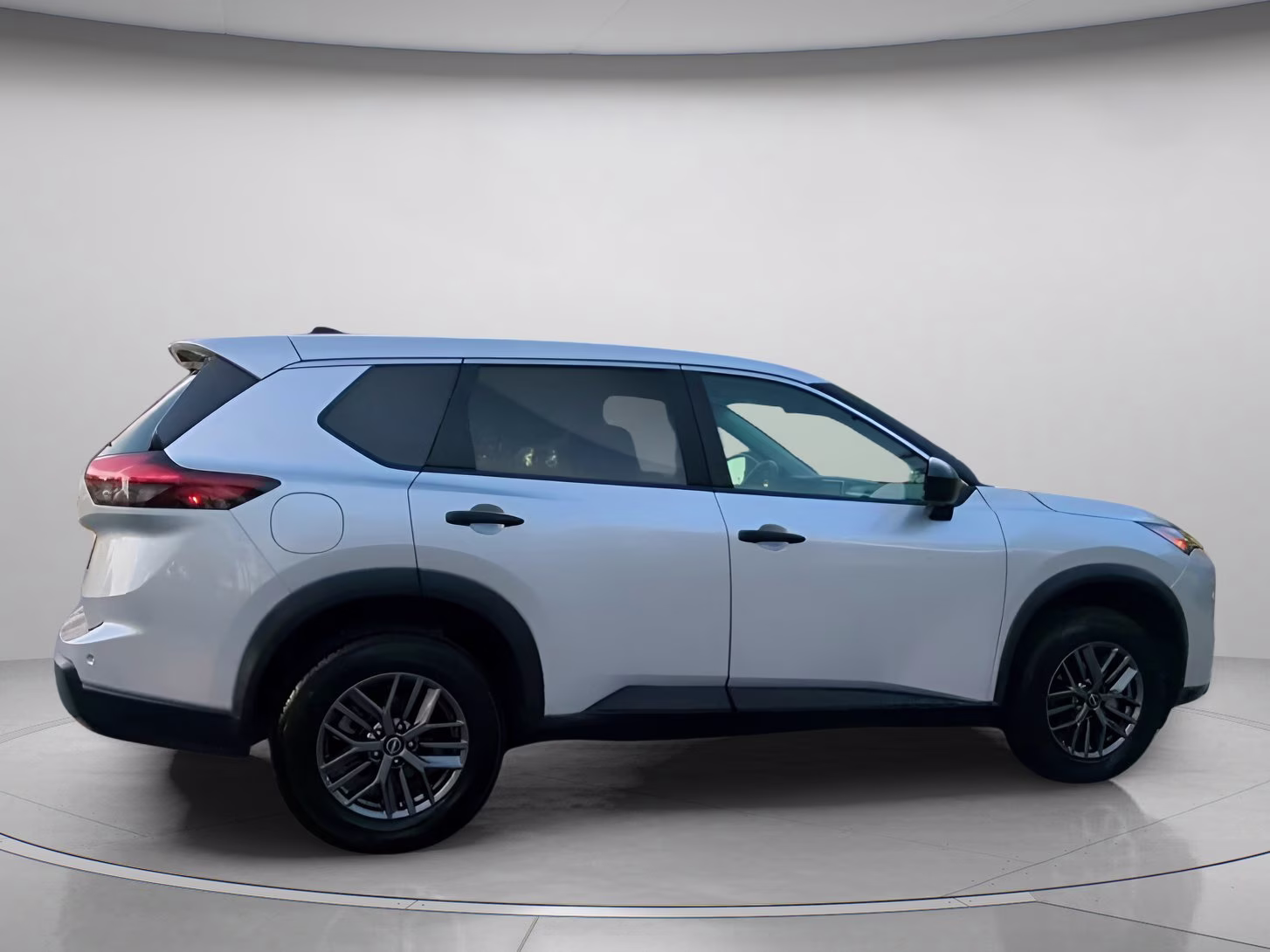 2024 Brilliant Silver Metallic Nissan Rogue S FWD SUV