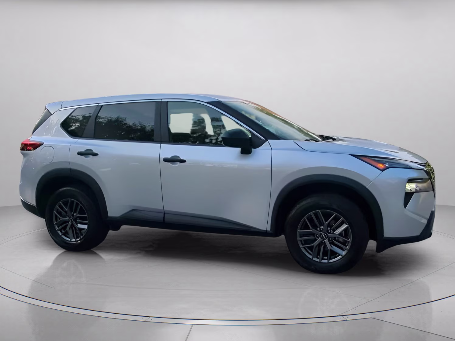 2024 Brilliant Silver Metallic Nissan Rogue S FWD SUV