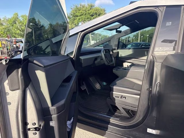 2024 Stainless Steel Tesla Cybertruck Cyberbeast Crew Cab Pickup AWD Truck