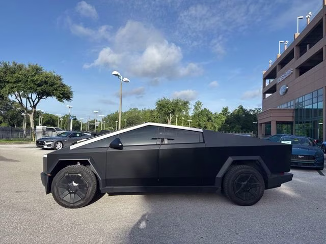 2024 Stainless Steel Tesla Cybertruck Cyberbeast Crew Cab Pickup AWD Truck