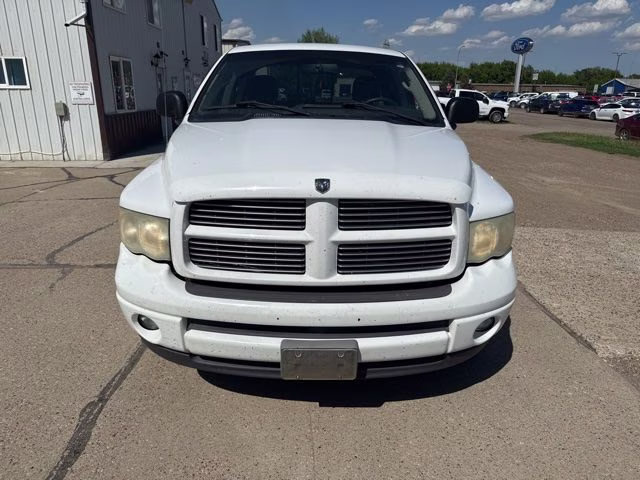 2002 White Dodge Ram 1500 SLT 4X4 Truck