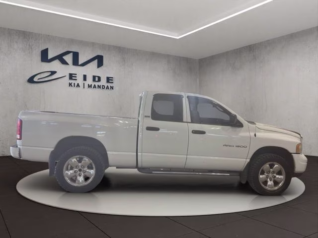 2002 Bright White Clearcoat Dodge Ram 1500 SLT 4X4 Truck
