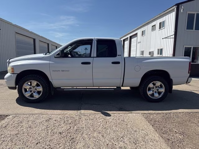 2002 Bright White Clearcoat Dodge Ram 1500 SLT 4X4 Truck