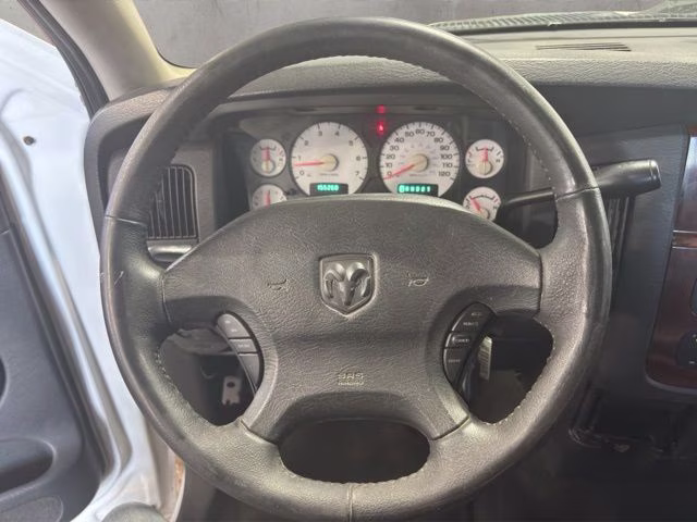 2002 Bright White Clearcoat Dodge Ram 1500 SLT 4X4 Truck