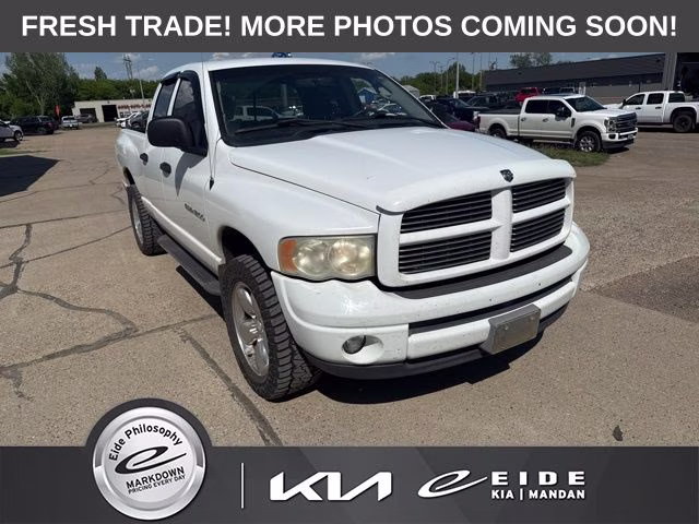 2002 White Dodge Ram 1500 SLT 4X4 Truck
