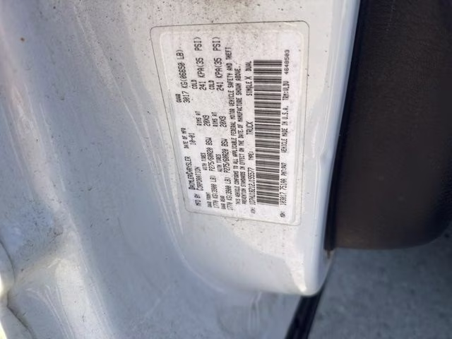 2002 White Dodge Ram 1500 SLT 4X4 Truck