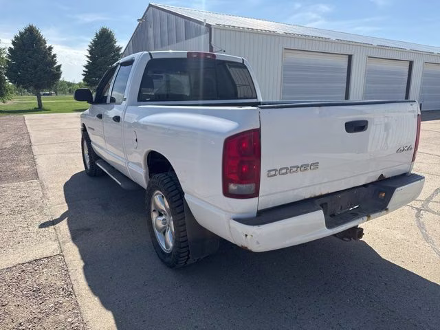 2002 White Dodge Ram 1500 SLT 4X4 Truck