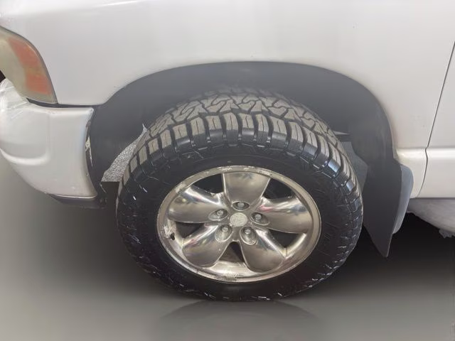 2002 Bright White Clearcoat Dodge Ram 1500 SLT 4X4 Truck
