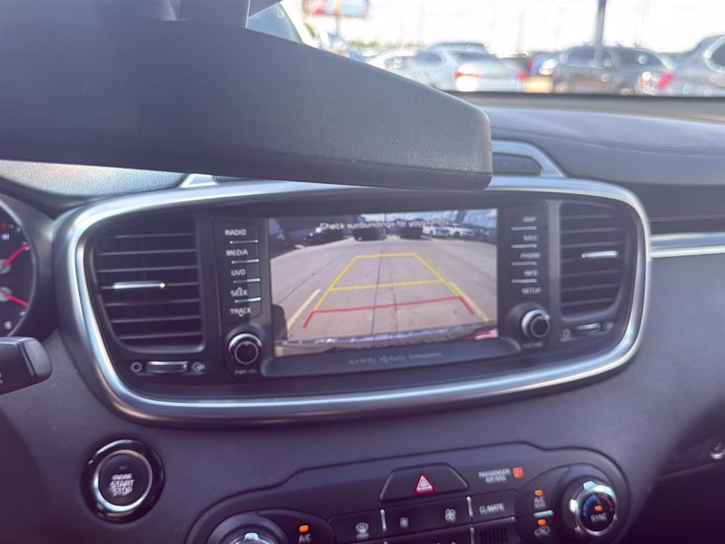 2017 Titanium Silver Kia Sorento SX V6 FWD SUV