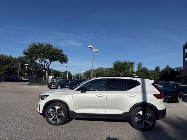 2026 Crystal White Volvo XC40 Plus AWD SUV