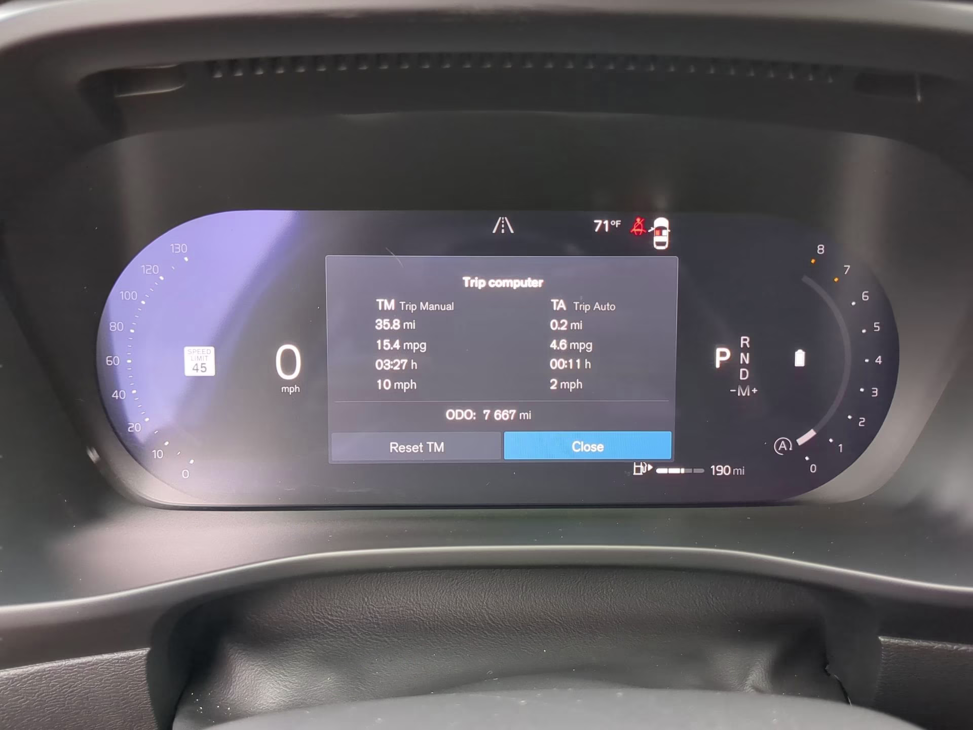 2026 Crystal White Volvo XC40 Plus AWD SUV