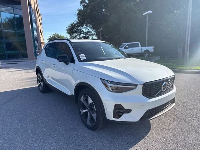 2026 Crystal White Volvo XC40 Plus AWD SUV