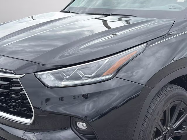 2026 Midnight Black Metallic Toyota Highlander Limited AWD SUV