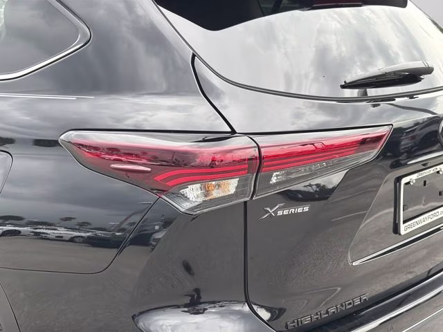 2026 Midnight Black Metallic Toyota Highlander Limited AWD SUV