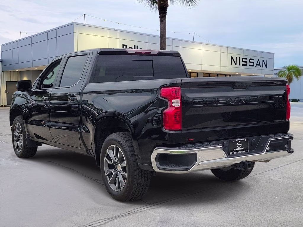2025 Black Chevrolet Silverado 1500 LT RWD Truck