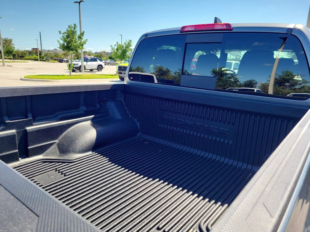 2026 Gun Metallic Nissan Frontier SV 4X4 Truck