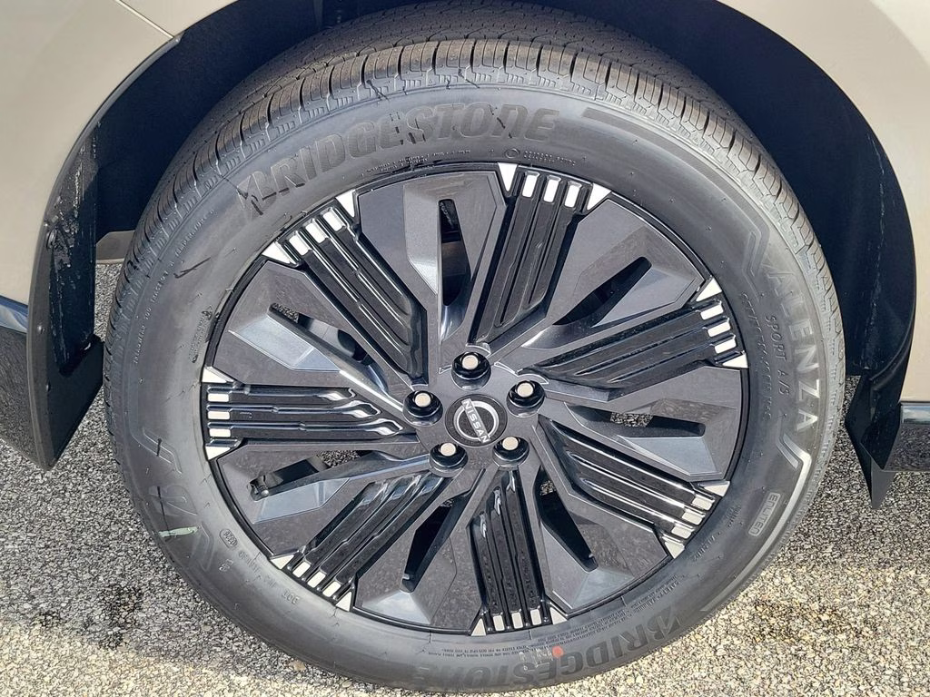 2026 Champagne Silver Metallic Nissan Murano Platinum AWD SUV