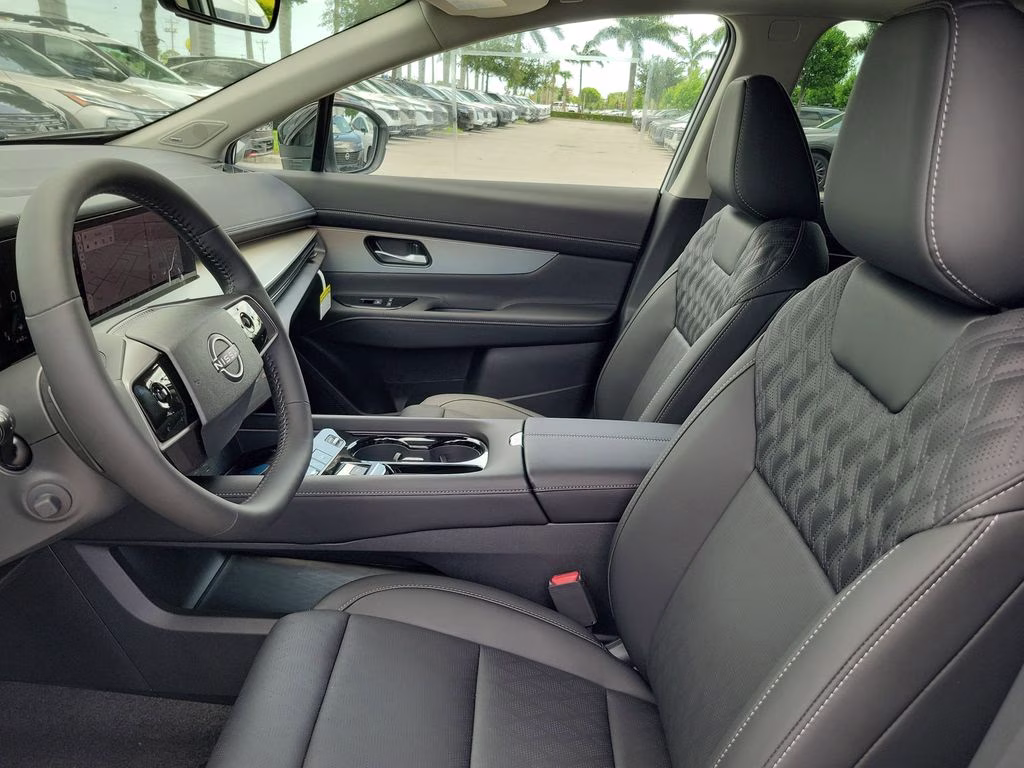 2026 Champagne Silver Metallic Nissan Murano Platinum AWD SUV