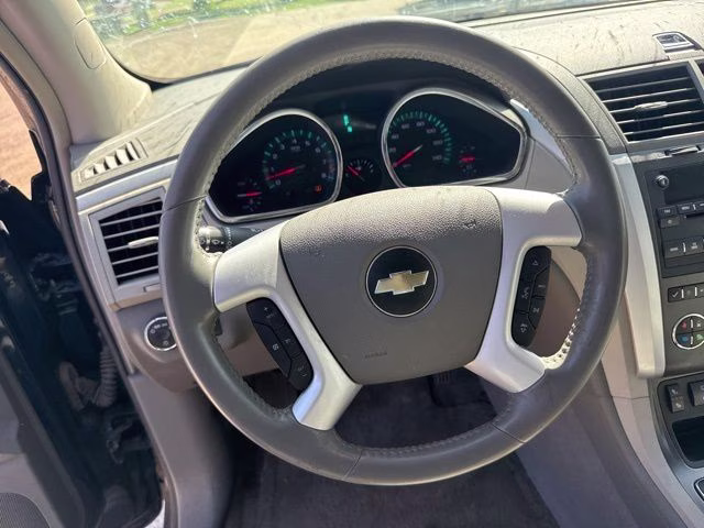 2009 Blue Chevrolet Traverse LT AWD SUV