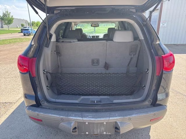 2009 Blue Chevrolet Traverse LT AWD SUV