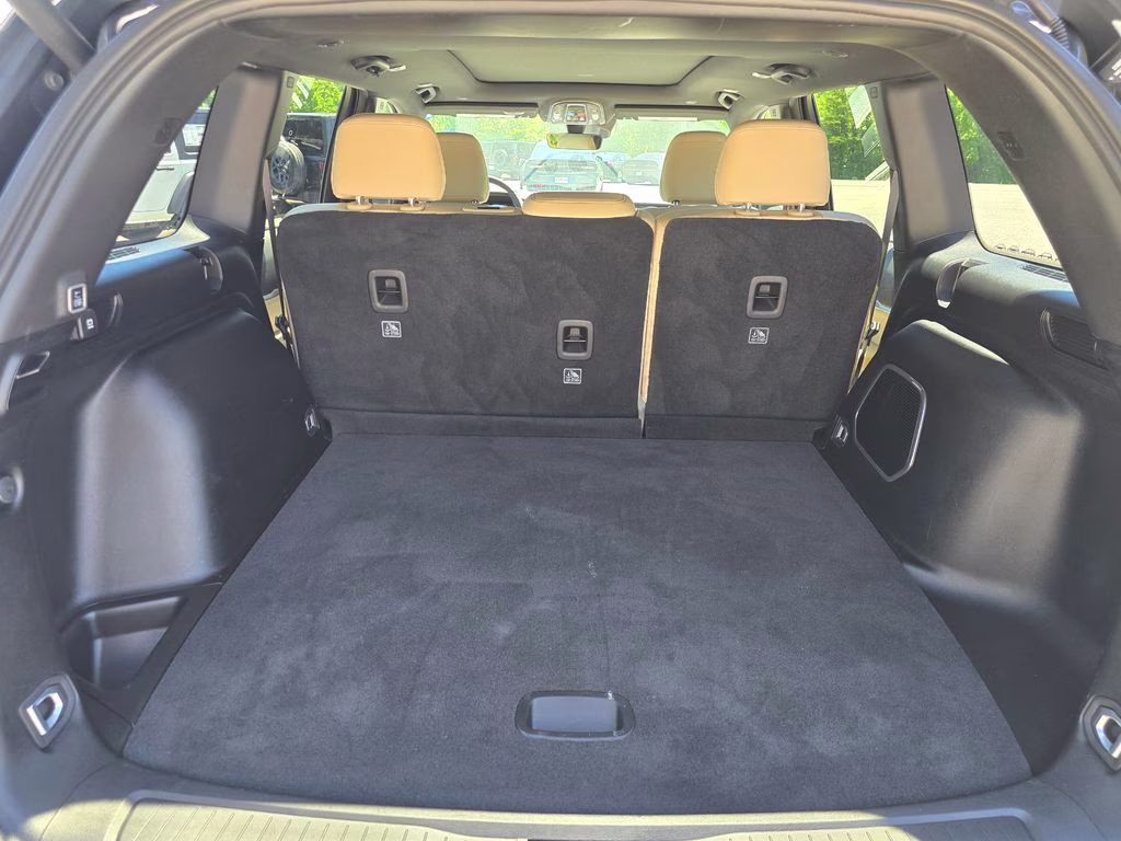 2025 Baltic Gray Metallic Clearcoat Jeep Grand Cherokee Limited 4X4 SUV