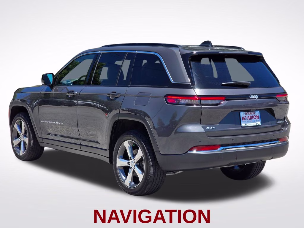 2025 Baltic Gray Metallic Clearcoat Jeep Grand Cherokee Limited 4X4 SUV