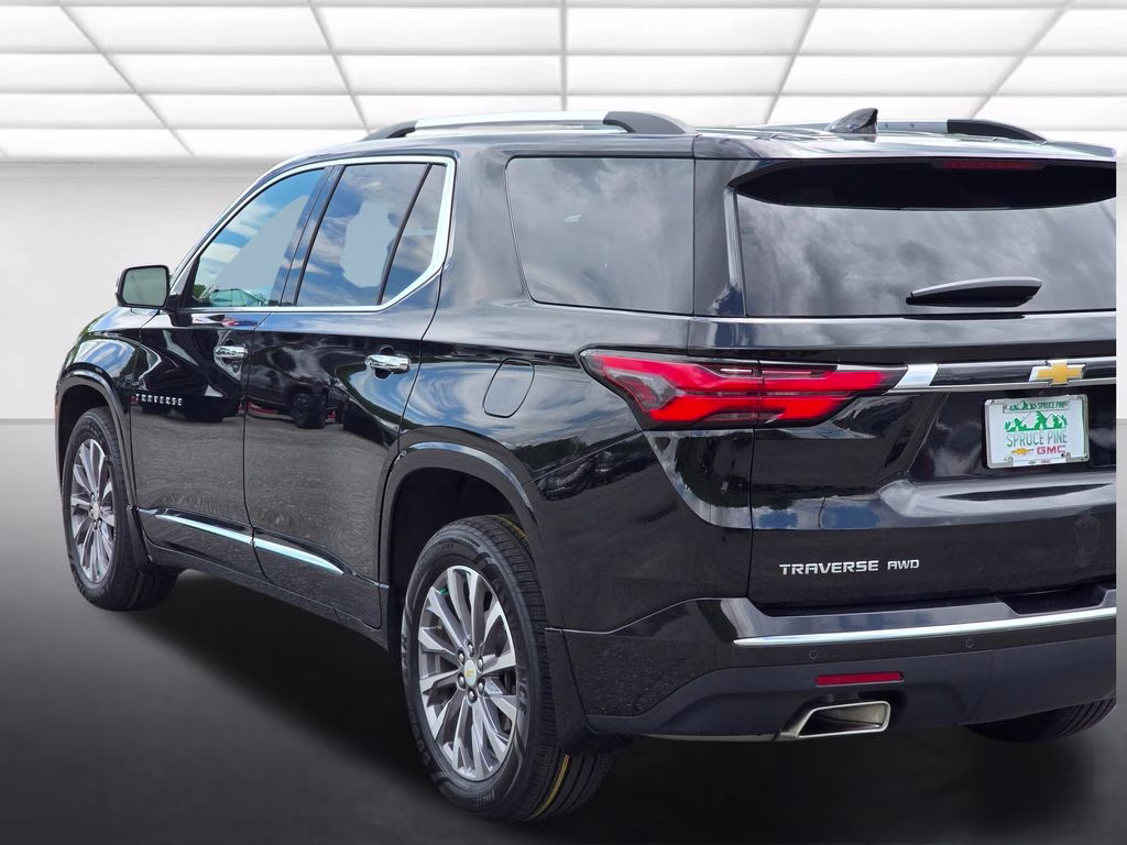 2023 Mosaic Black Metallic Chevrolet Traverse Premier AWD SUV