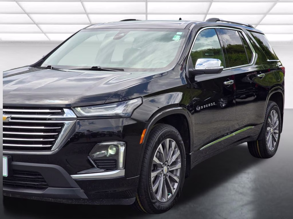 2023 Mosaic Black Metallic Chevrolet Traverse Premier AWD SUV