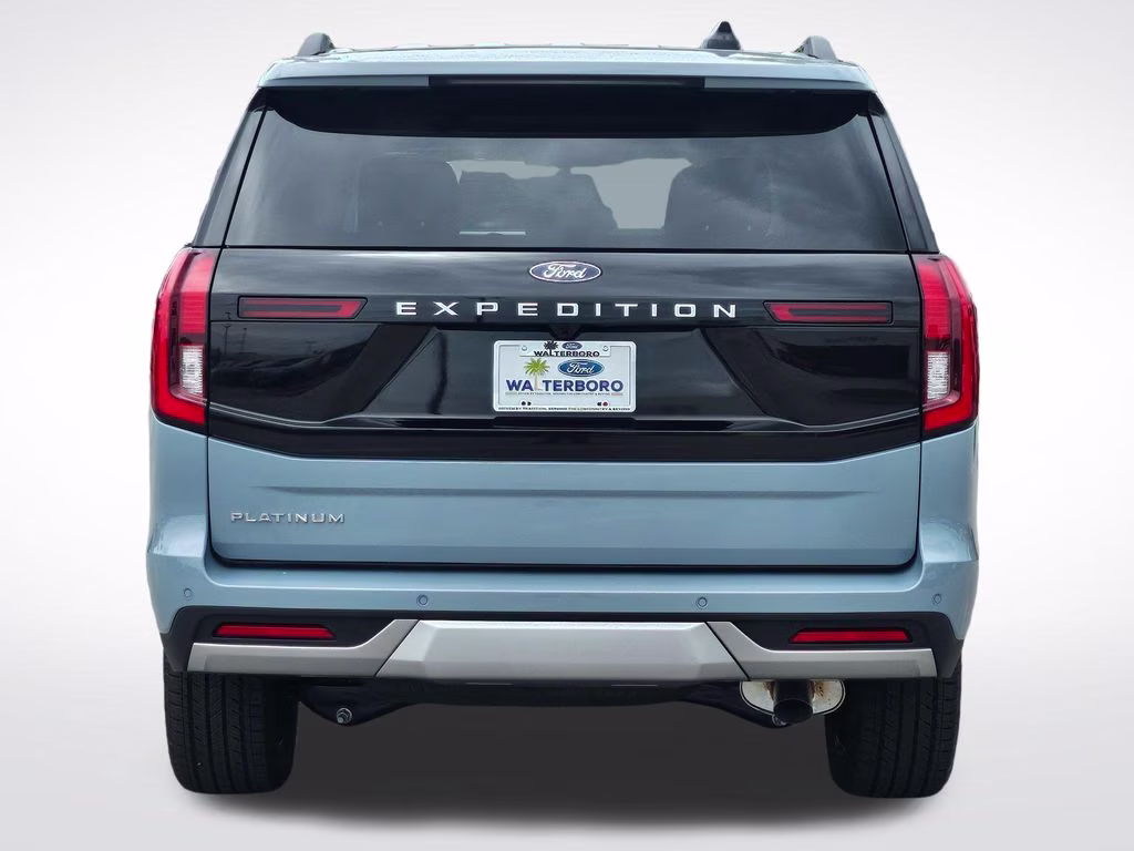2026 Glacier Gray Metallic Tri-Coat Ford Expedition Platinum 4X4 SUV