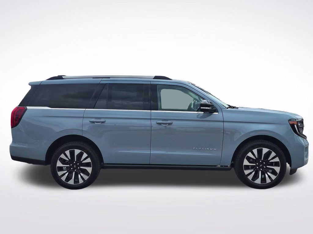 2026 Glacier Gray Metallic Tri-Coat Ford Expedition Platinum 4X4 SUV