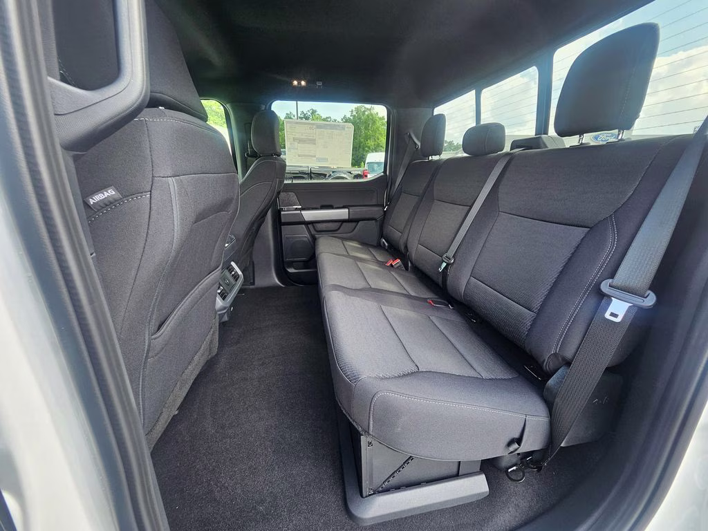 2026 Oxford White Ford F-150 XLT 4X4 Truck