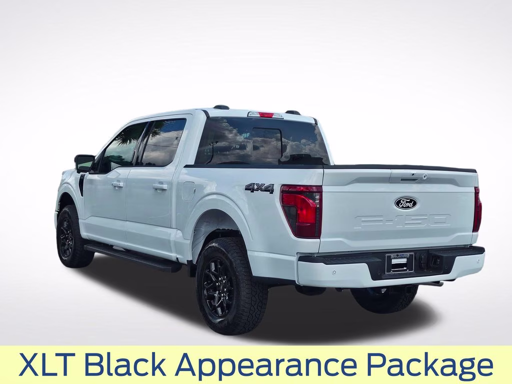 2026 Oxford White Ford F-150 XLT 4X4 Truck
