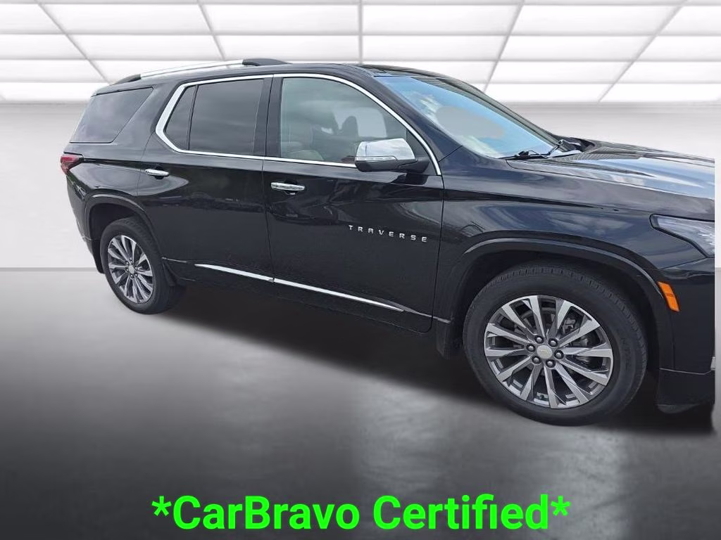 2023 Mosaic Black Metallic Chevrolet Traverse Premier AWD SUV