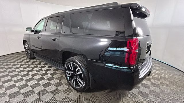 2018 Black Chevrolet Suburban LT 4X4 SUV