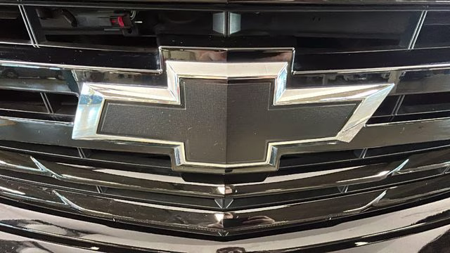 2018 Black Chevrolet Suburban LT 4X4 SUV