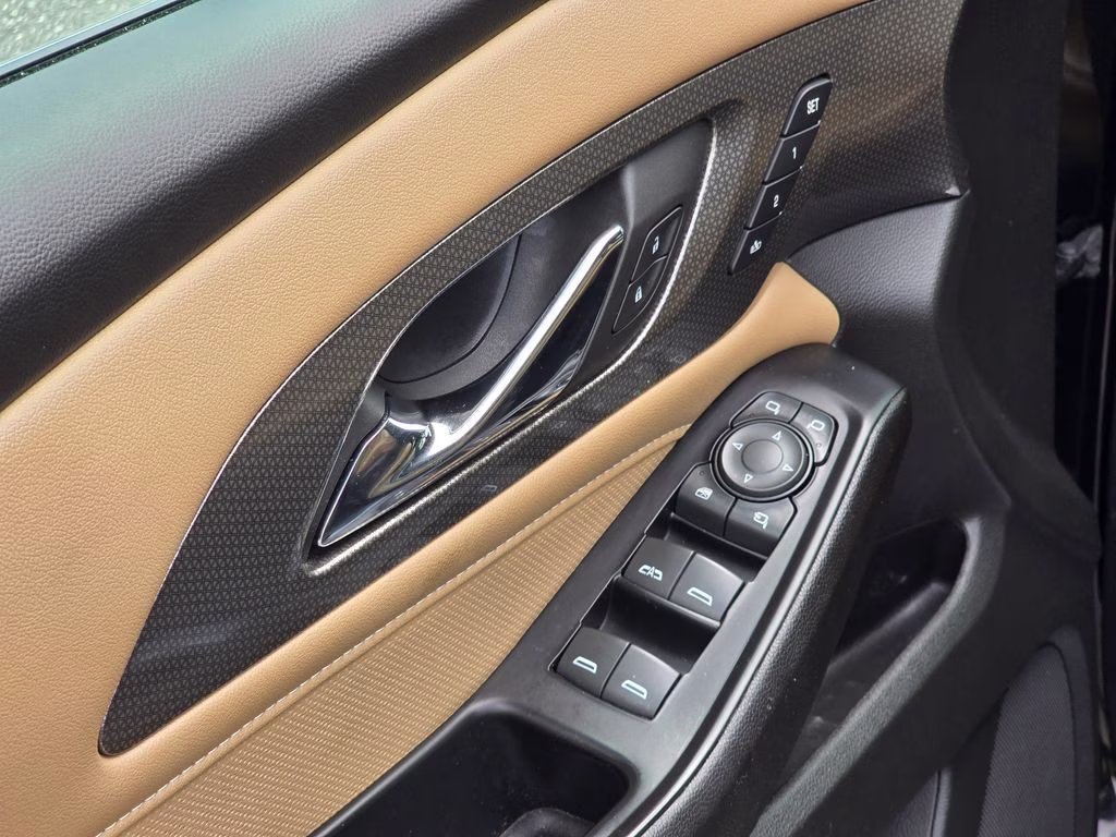 2023 Mosaic Black Metallic Chevrolet Traverse Premier AWD SUV