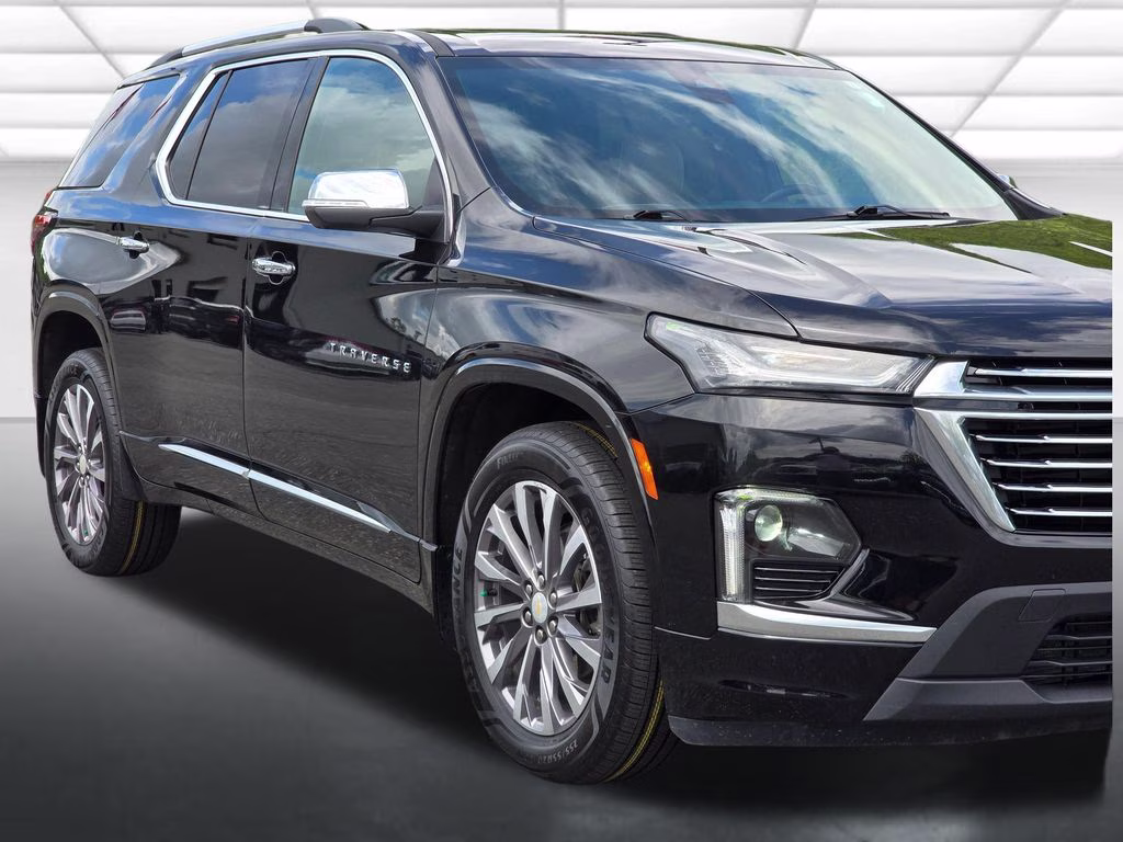 2023 Mosaic Black Metallic Chevrolet Traverse Premier AWD SUV