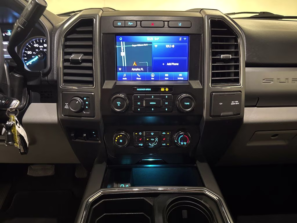 2020 Blue Jeans Metallic Ford Super Duty F-250 SRW XLT 4X4 Truck