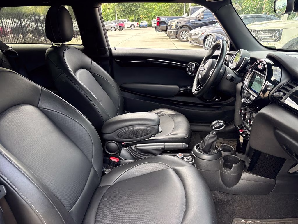 2019 Blue Metallic MINI Cooper Signature FWD Hatchback