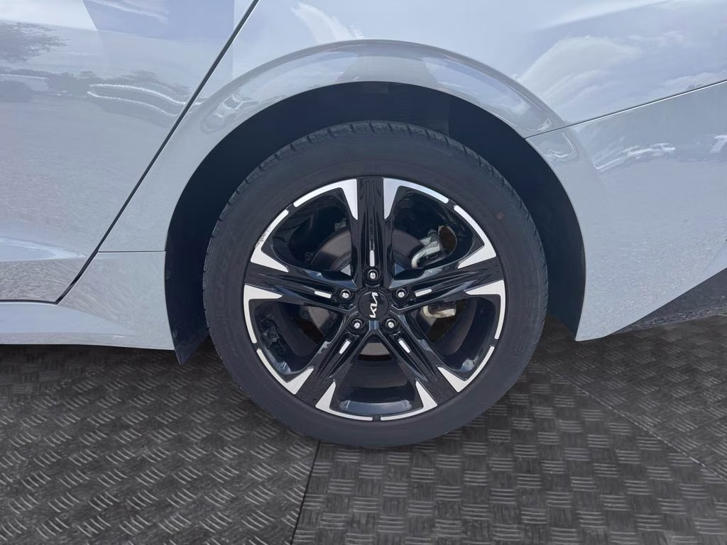 2023 Wolf Gray Kia K5 GT-Line FWD Sedan