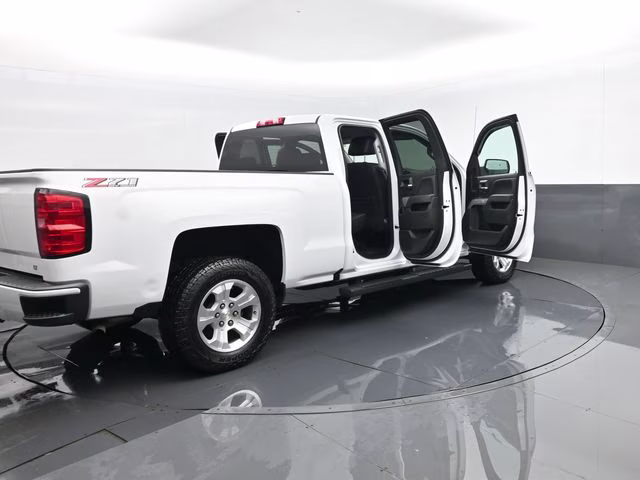 2018 Summit White Chevrolet Silverado 1500 LT 4X4 Truck