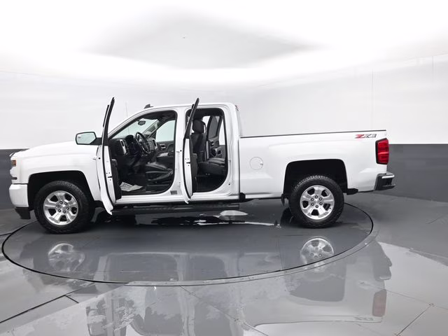 2018 Summit White Chevrolet Silverado 1500 LT 4X4 Truck