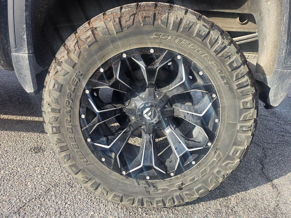 2022 Black GMC Sierra 1500 Limited AT4 4X4 Truck