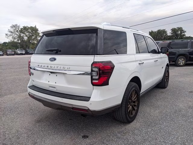 2022 Star White Metallic Tri-Coat Ford Expedition King Ranch 4X4 SUV