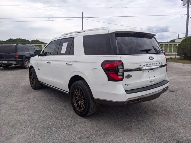 2022 Star White Metallic Tri-Coat Ford Expedition King Ranch 4X4 SUV