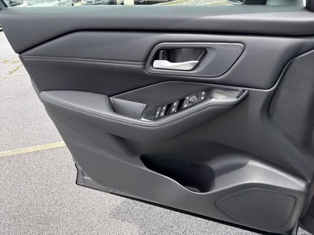 2026 Gun Metallic Nissan Rogue Dark Armor FWD SUV